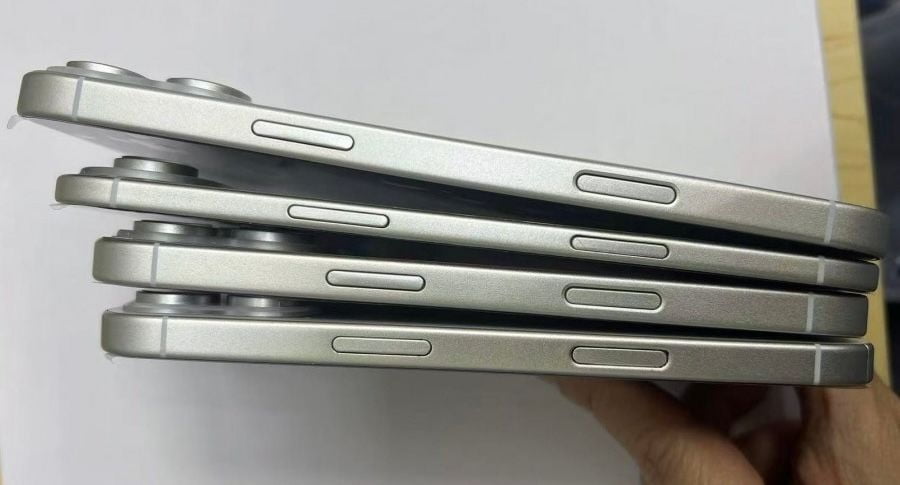 iPhone 17 Air снова показали на живых фотографиях