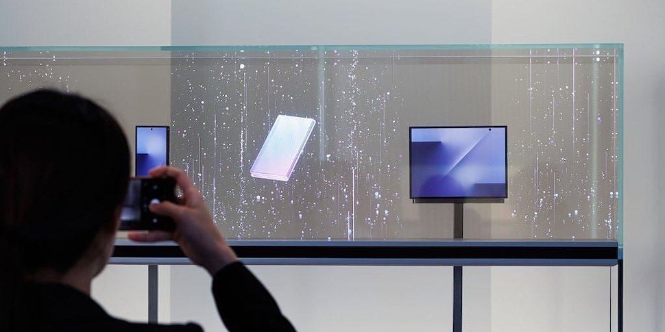 Авторитетный инсайдер раскрыл дополнительные секреты «трикладушки» Samsung